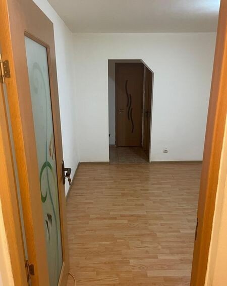 Berceni, Piata Resita, ocazie