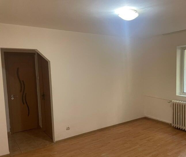 Berceni, Piata Resita, ocazie
